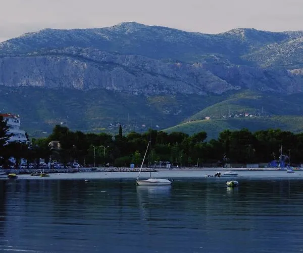 Apartment Doel-parking , 2 Minutes To The Split