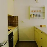 Doel-parking , 2 Minutes To The Apartman *
