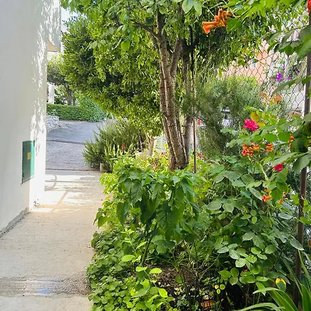 Doel-parking , 2 Minutes To The Appartement