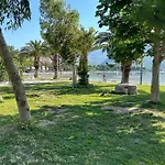 Doel-parking , 2 Minutes To The Apartamento