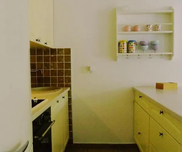 Doel-parking , 2 Minutes To The Apartment *